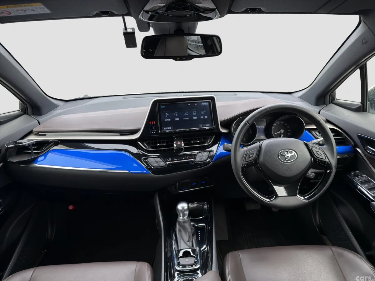 Toyota C-HR SUV, Petrol Hybrid, 2018, White