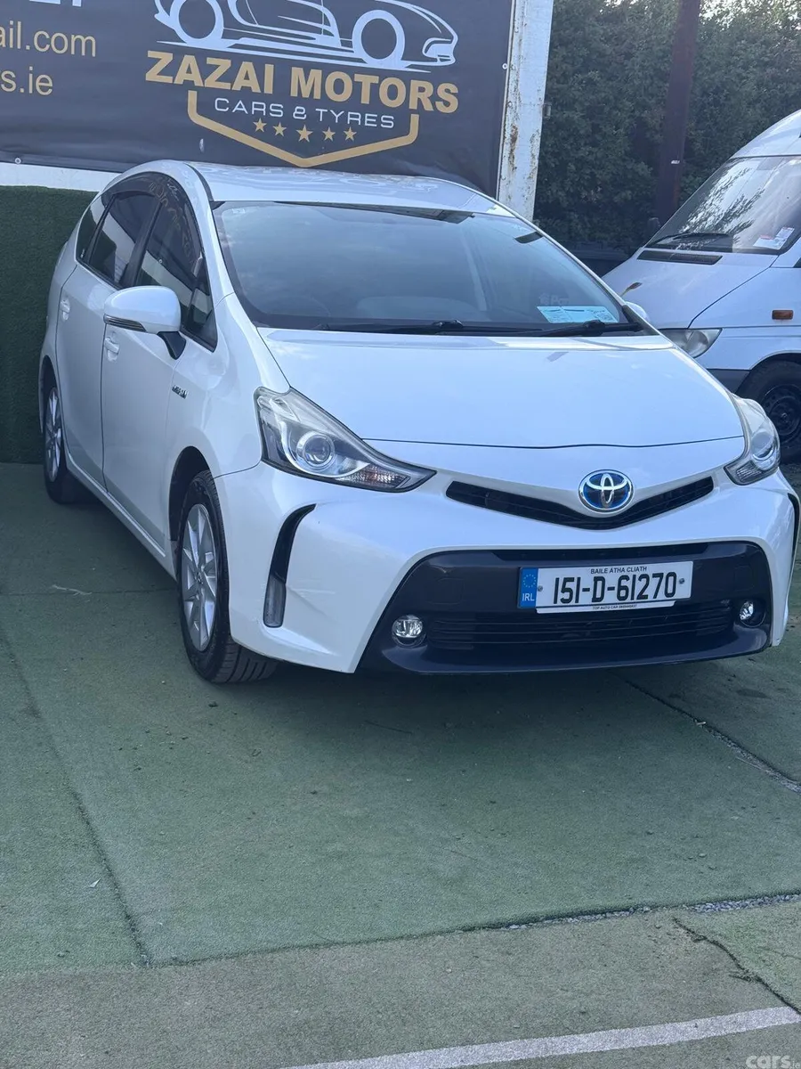 Toyota Prius MPV, Petrol Hybrid, 2015, White