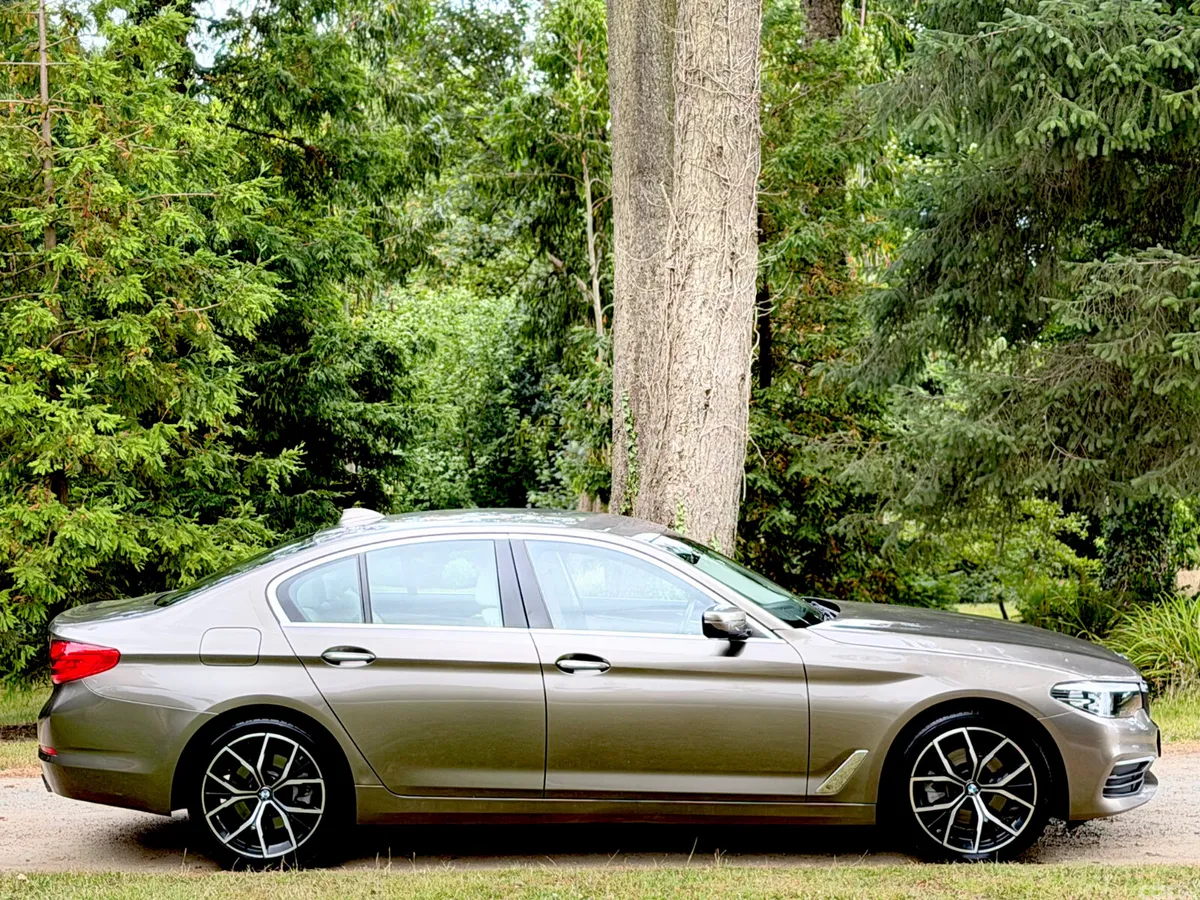 BMW 5-Series Saloon, Diesel, 2017, Grey