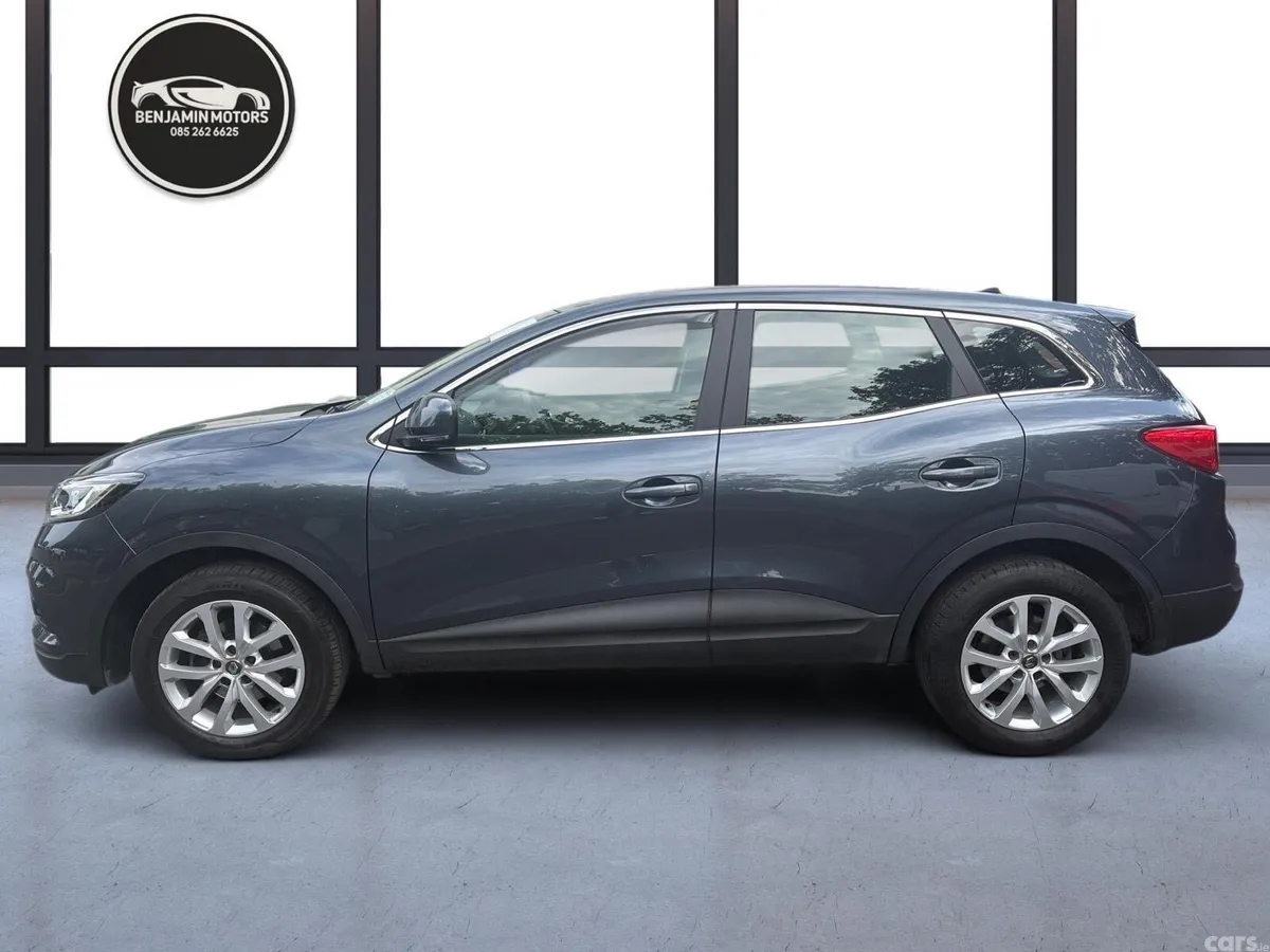 Renault Kadjar SUV, Petrol, 2019, Grey
