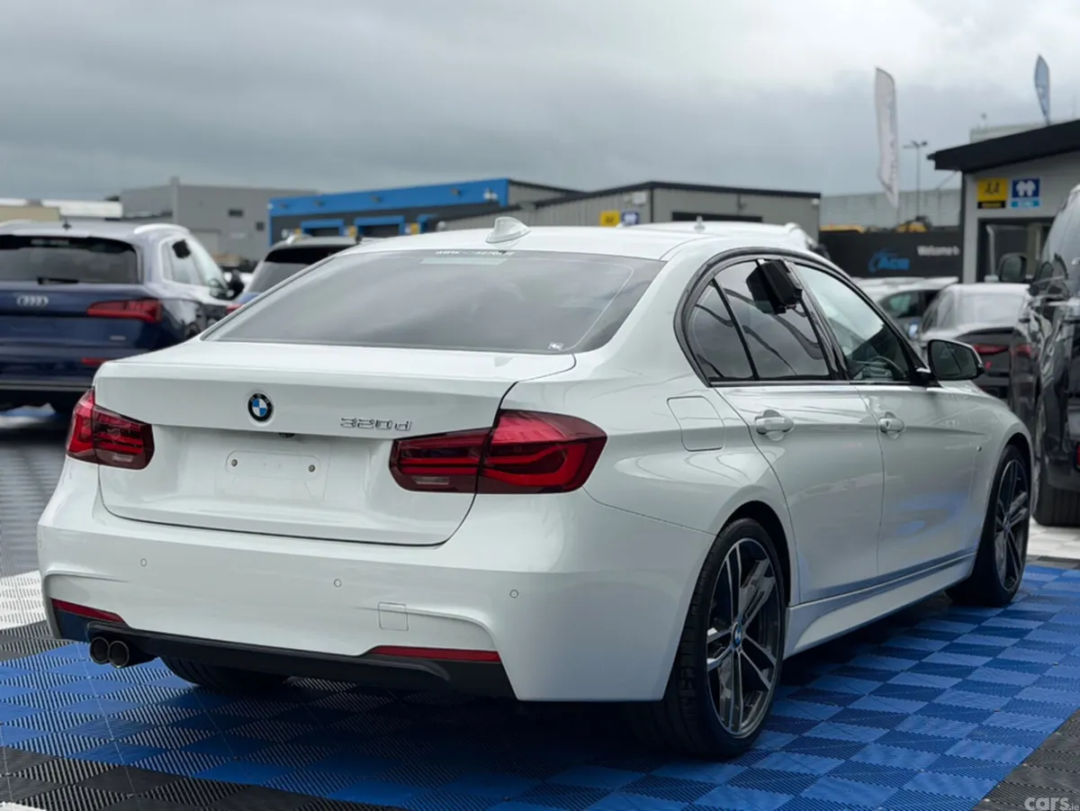 BMW 3-Series Saloon, Diesel, 2018, White