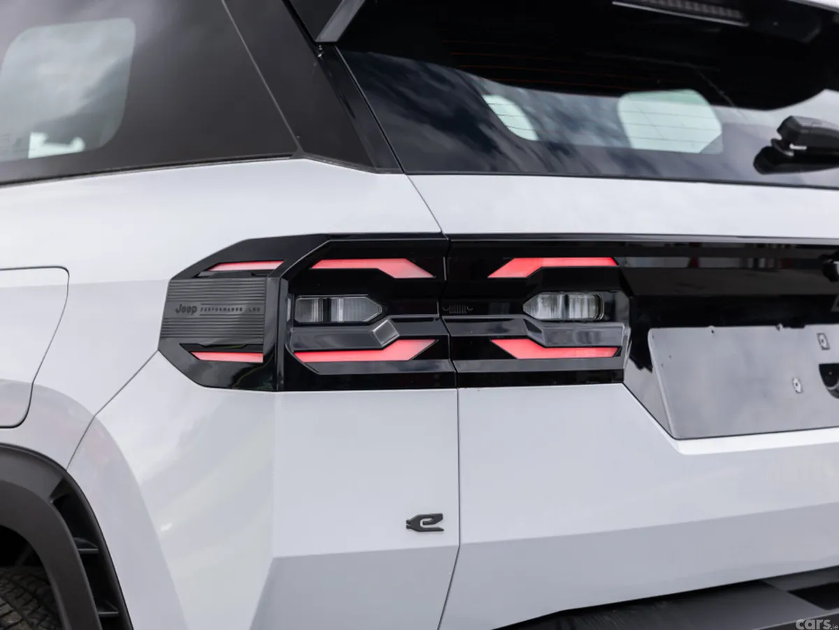 Jeep Compass SUV, Electric, 2026, White