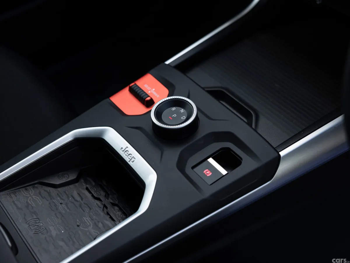Jeep Compass SUV, Electric, 2026, Green