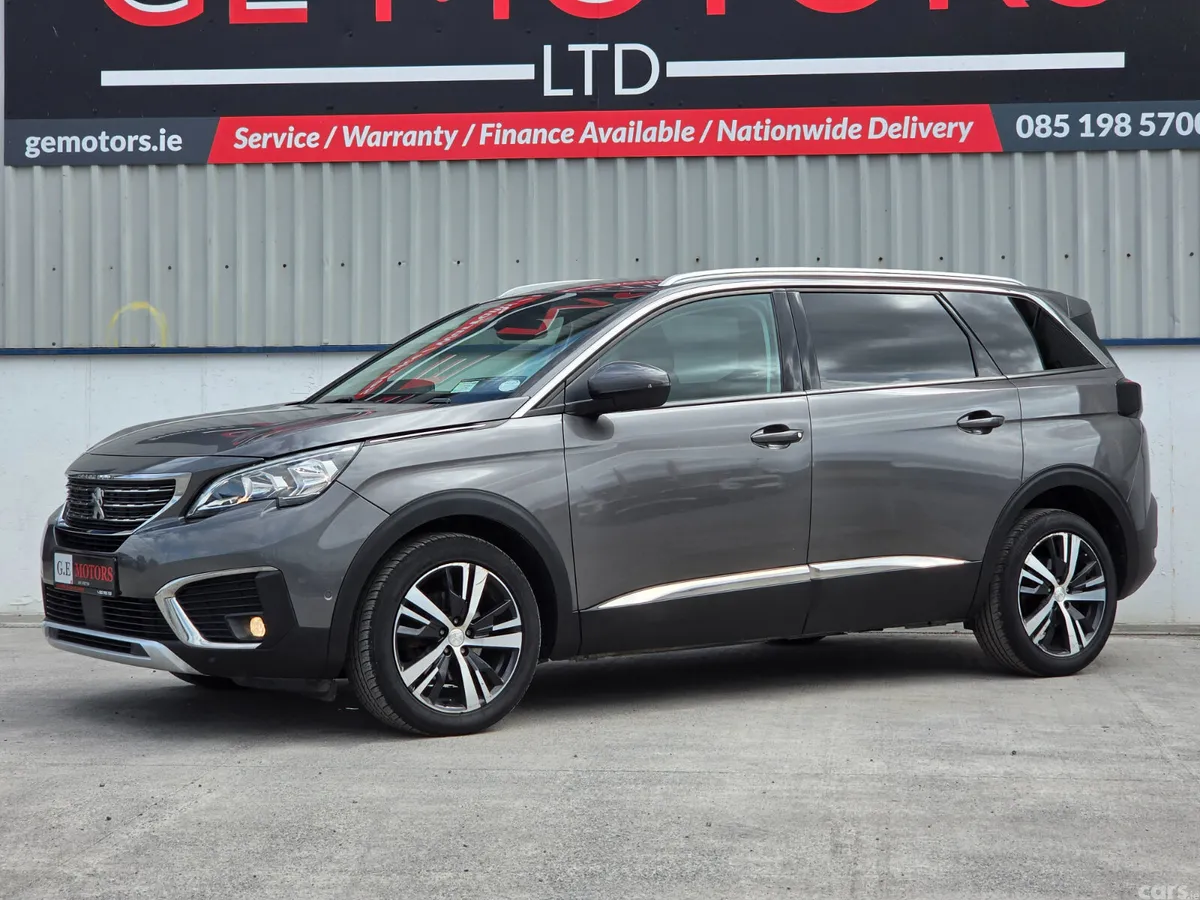 Peugeot 5008 MPV, Diesel, 2018, Grey