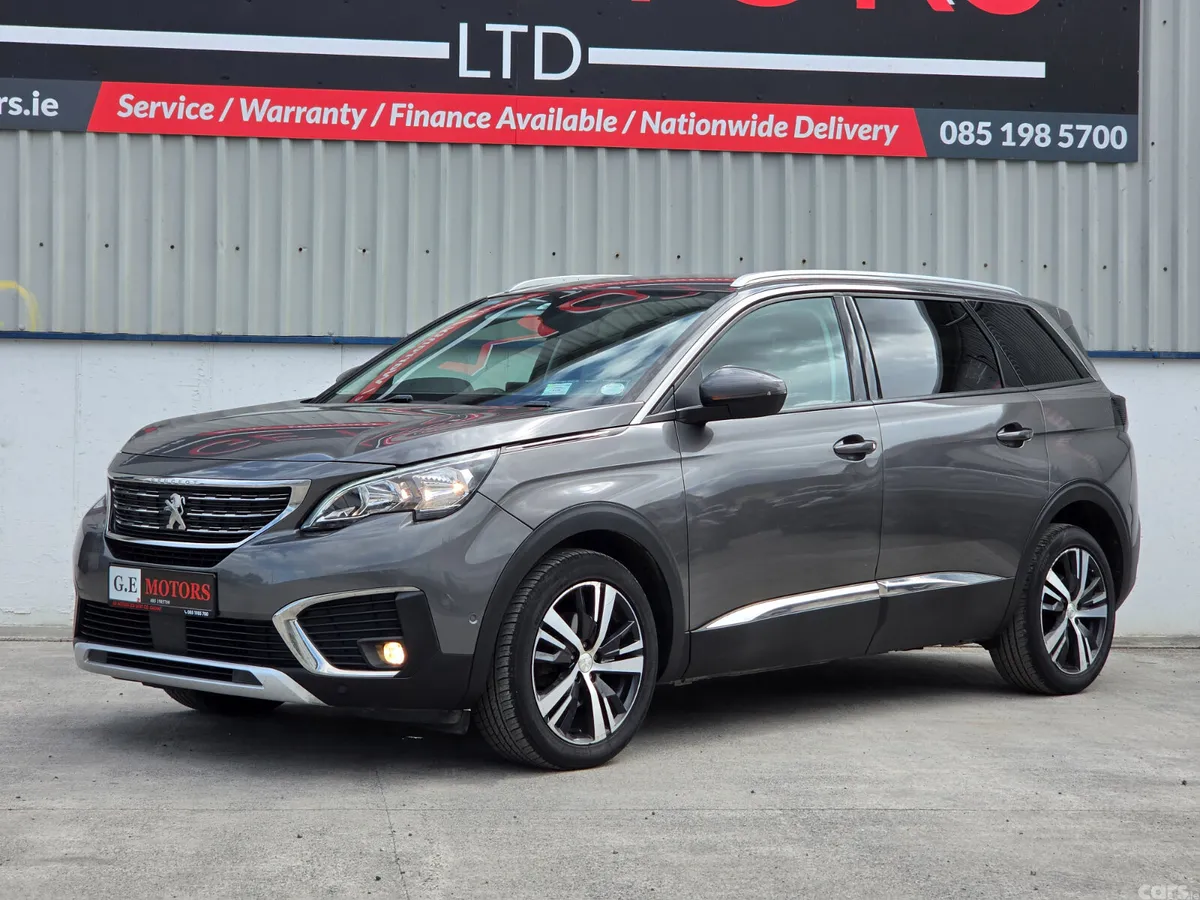 Peugeot 5008 MPV, Diesel, 2018, Grey