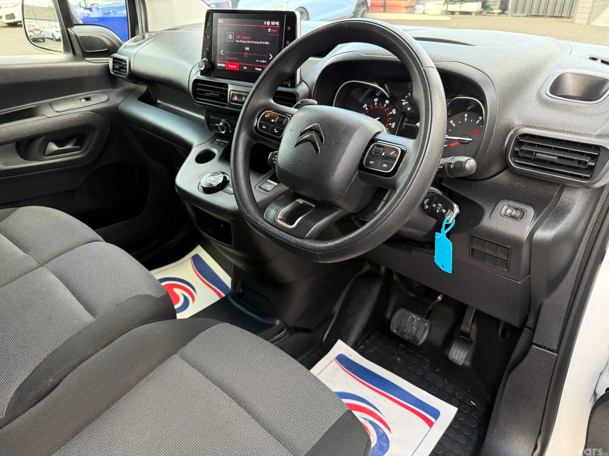 Citroen Berlingo MPV, Diesel, 2023, White
