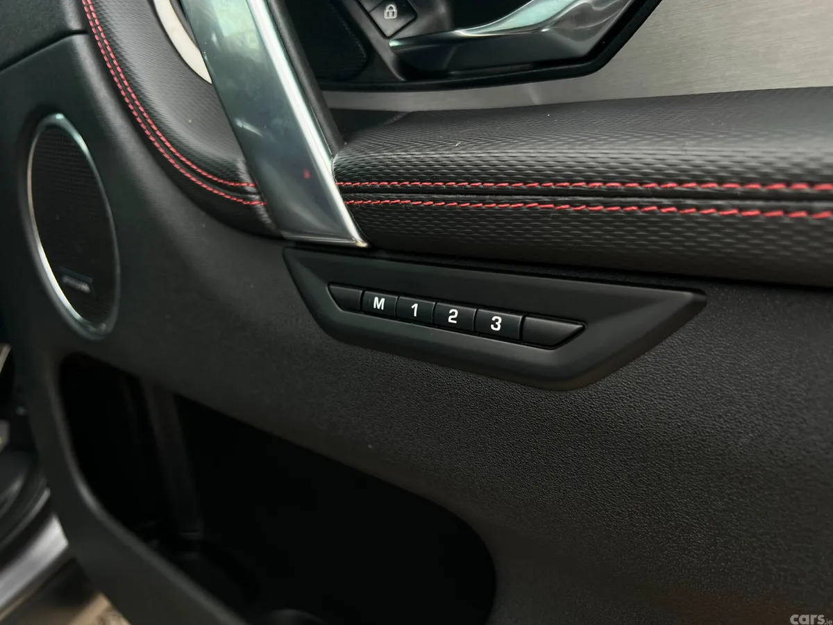 Land Rover Discovery Sport SUV, Petrol Plug-in Hybrid, 2023, Grey