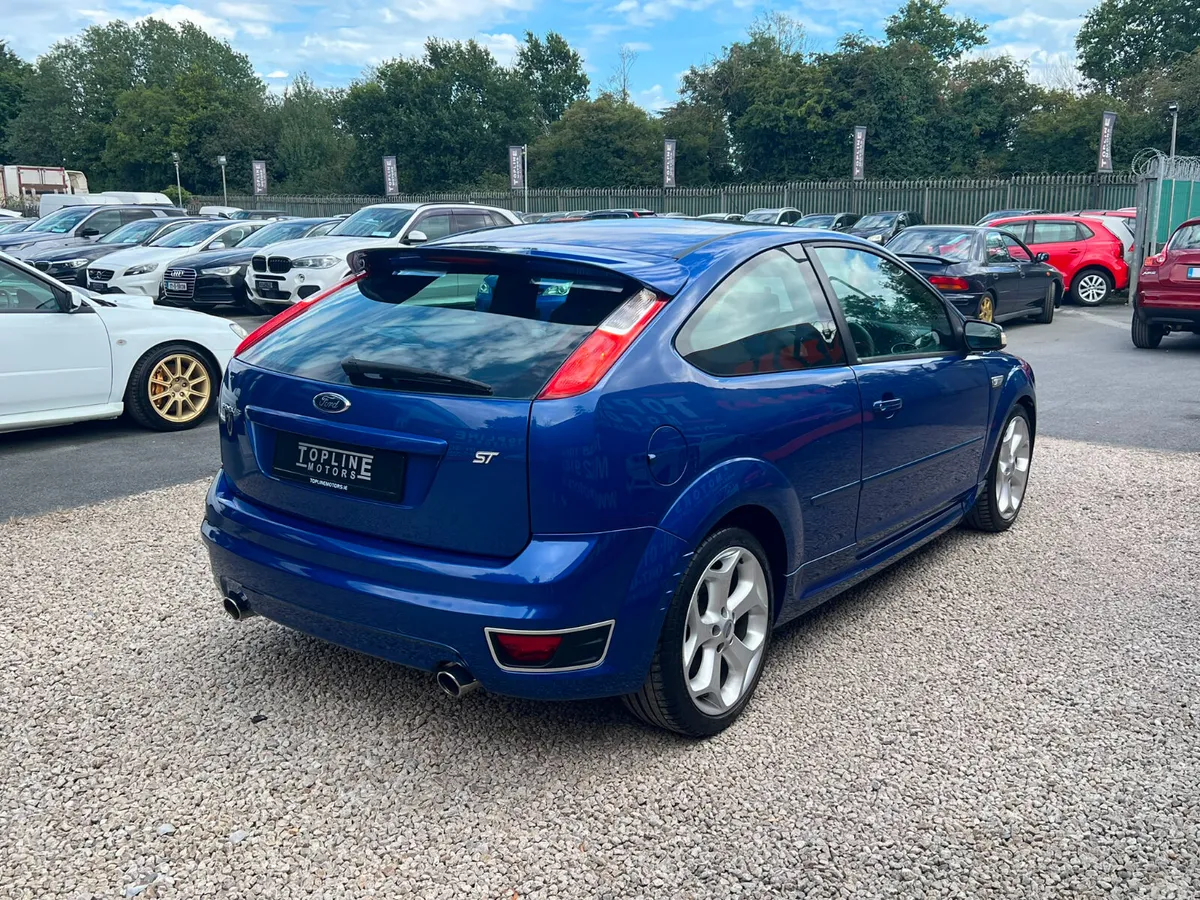 Ford Focus Hatchback, Petrol, 2006, Blue