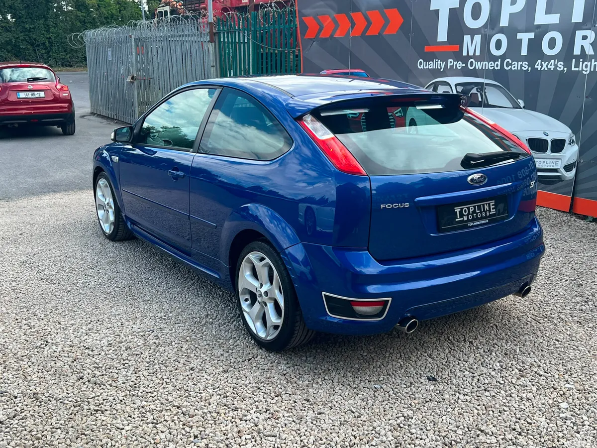 Ford Focus Hatchback, Petrol, 2006, Blue