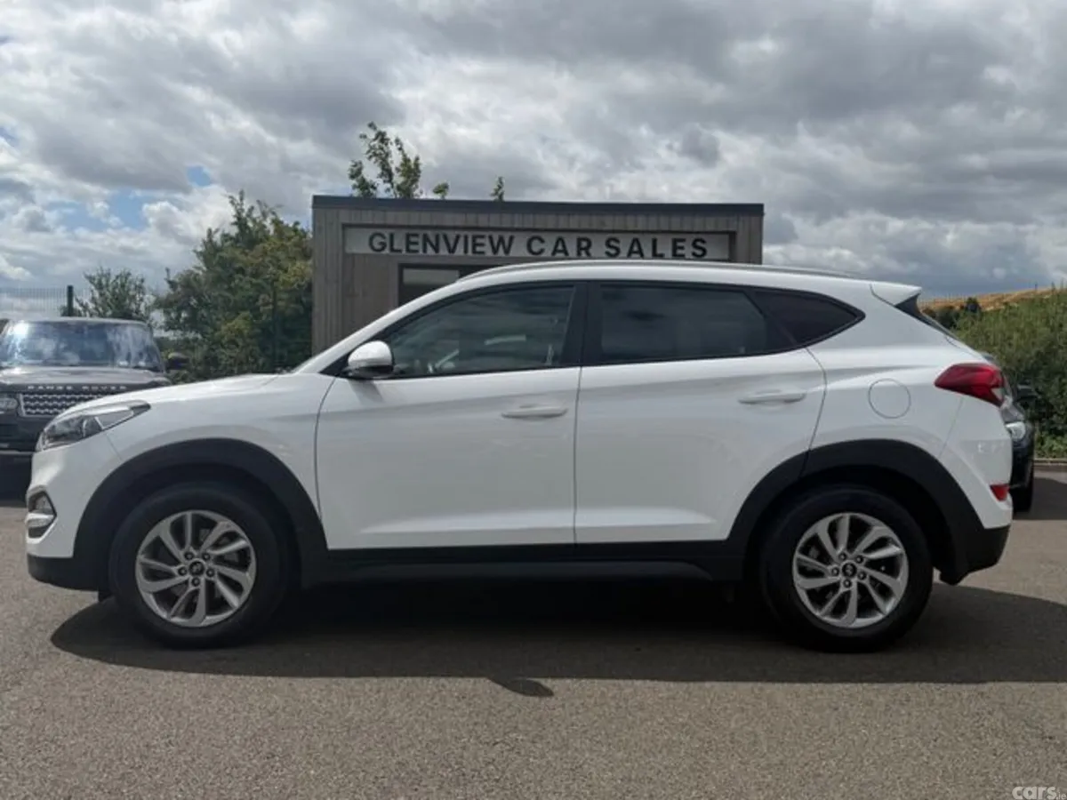 Hyundai Tucson MPV, Diesel, 2017, White