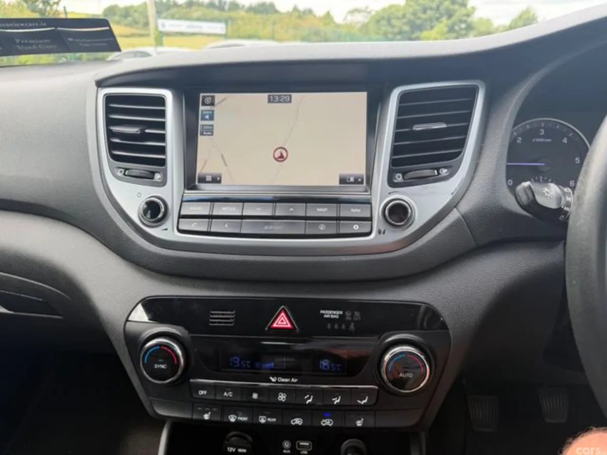 Hyundai Tucson MPV, Diesel, 2017, White