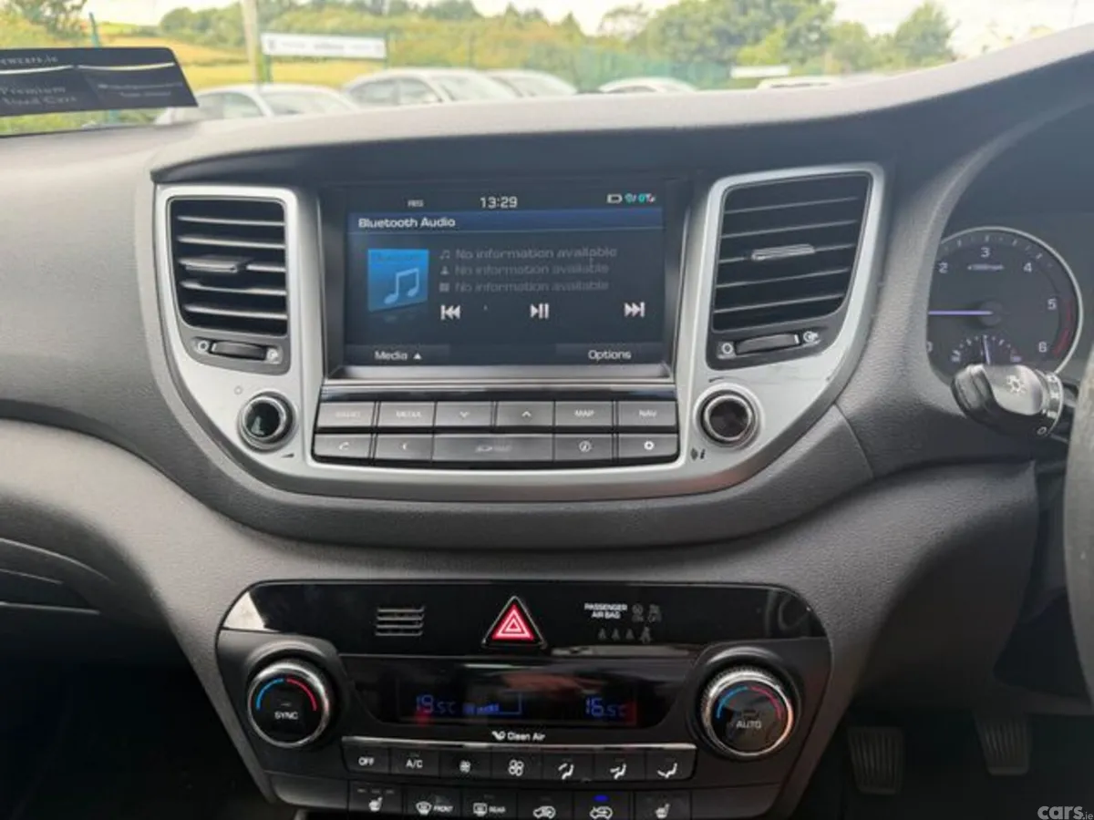 Hyundai Tucson MPV, Diesel, 2017, White