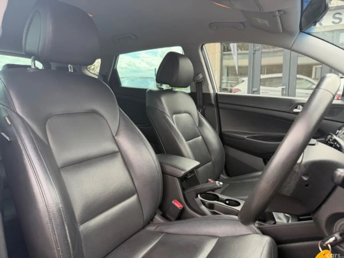 Hyundai Tucson MPV, Diesel, 2017, White