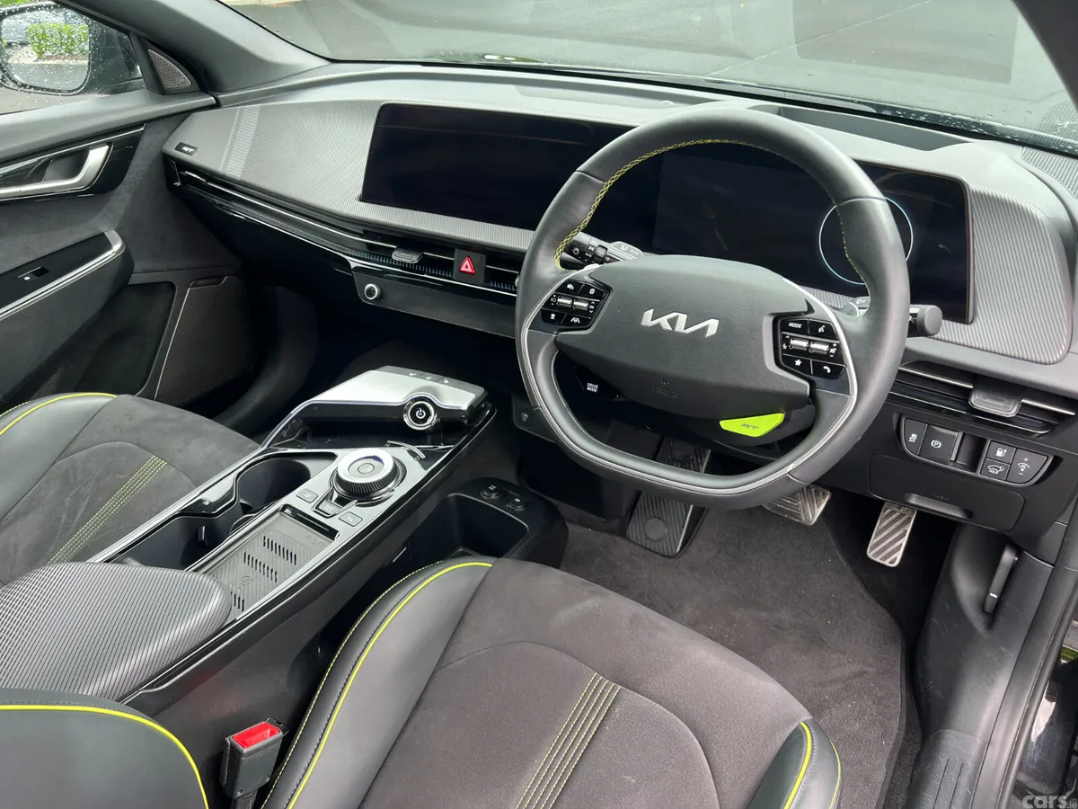 Kia EV6 Hatchback, Electric, 2023, Black