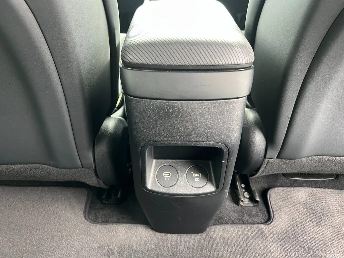 Kia EV6 Hatchback, Electric, 2023, Black