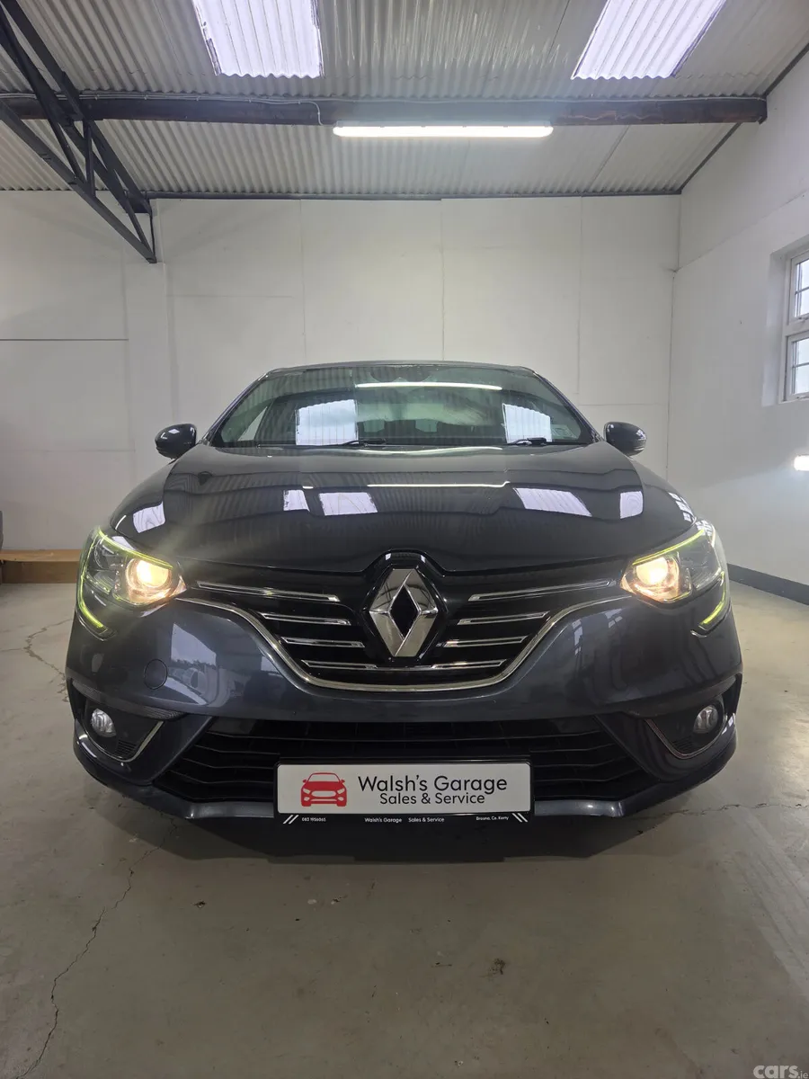 Renault Megane Saloon, Diesel, 2017, Grey