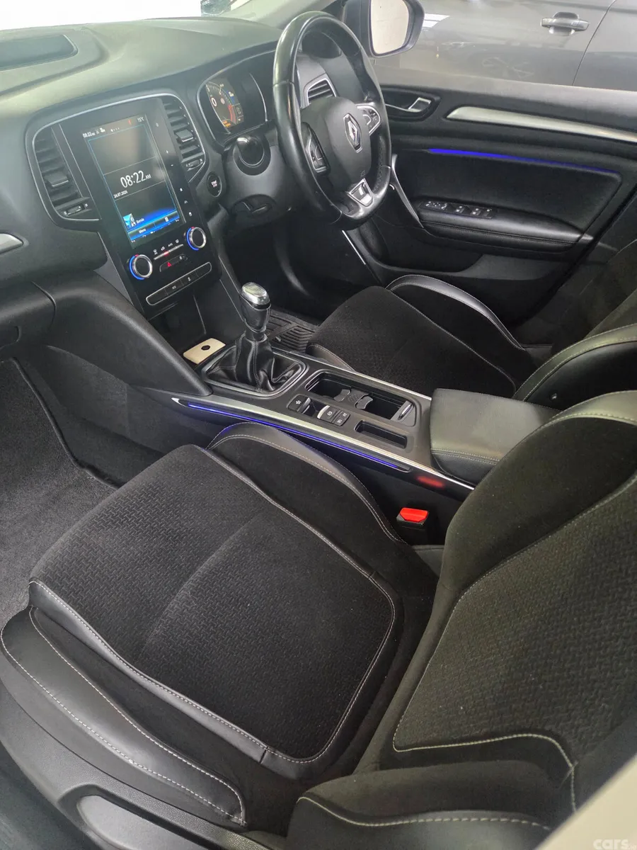 Renault Megane Saloon, Diesel, 2017, Grey
