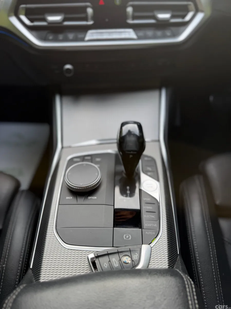 BMW 3-Series Saloon, Petrol Plug-in Hybrid, 2021, White