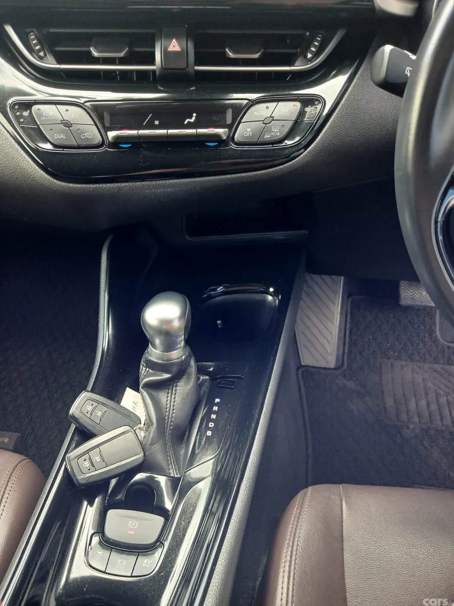 Toyota C-HR SUV, Petrol Hybrid, 2019, Black