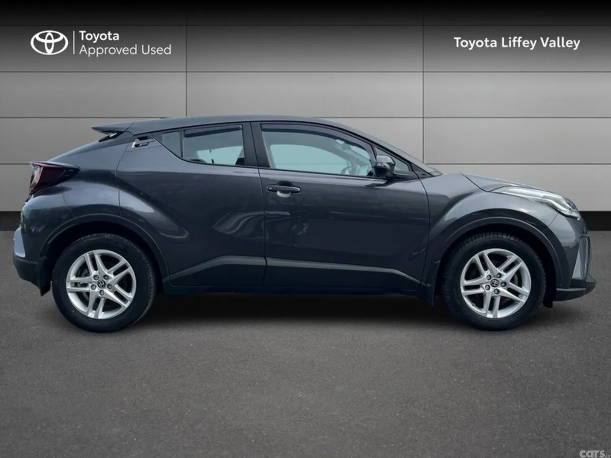 Toyota C-HR SUV, Petrol Hybrid, 2023, Grey