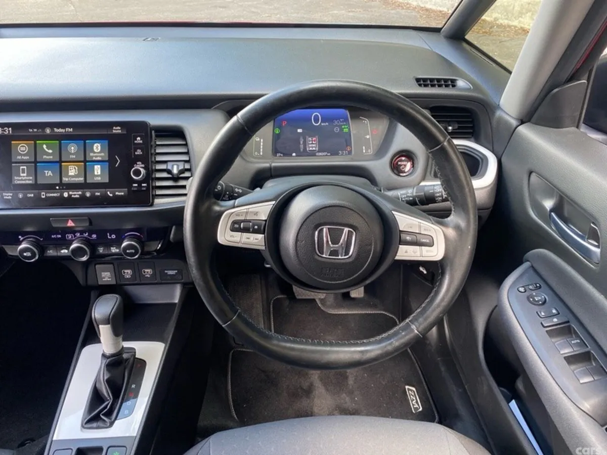 Honda Jazz Hatchback, Petrol Hybrid, 2023, Red