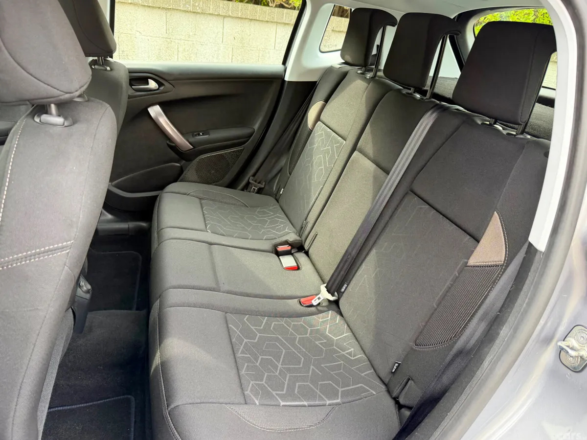 Peugeot 2008 SUV, Petrol, 2016, Grey