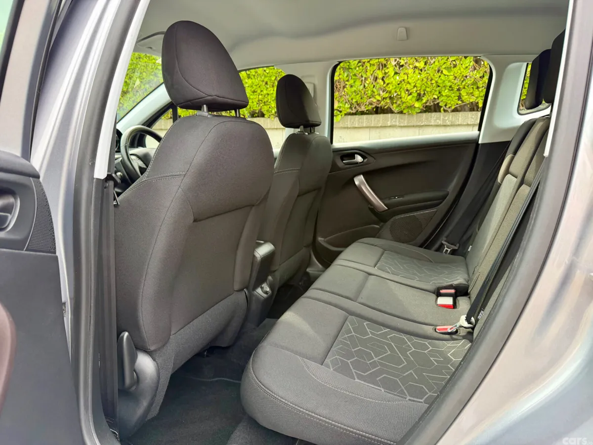 Peugeot 2008 SUV, Petrol, 2016, Grey