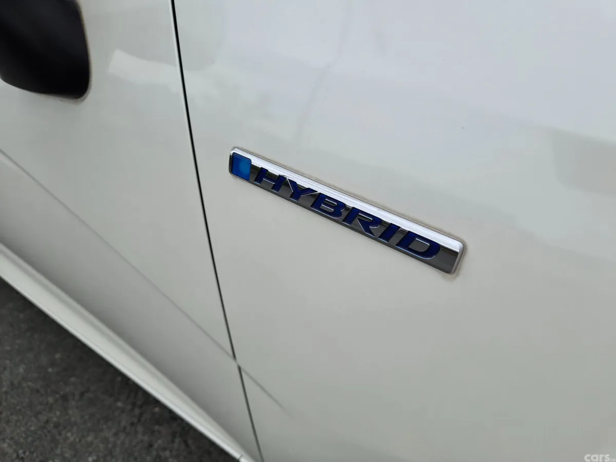 Honda Fit Hatchback, Petrol, 2017, White