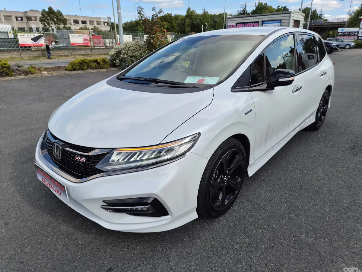 Honda Jade Hatchback, Petrol Hybrid, 2018, White