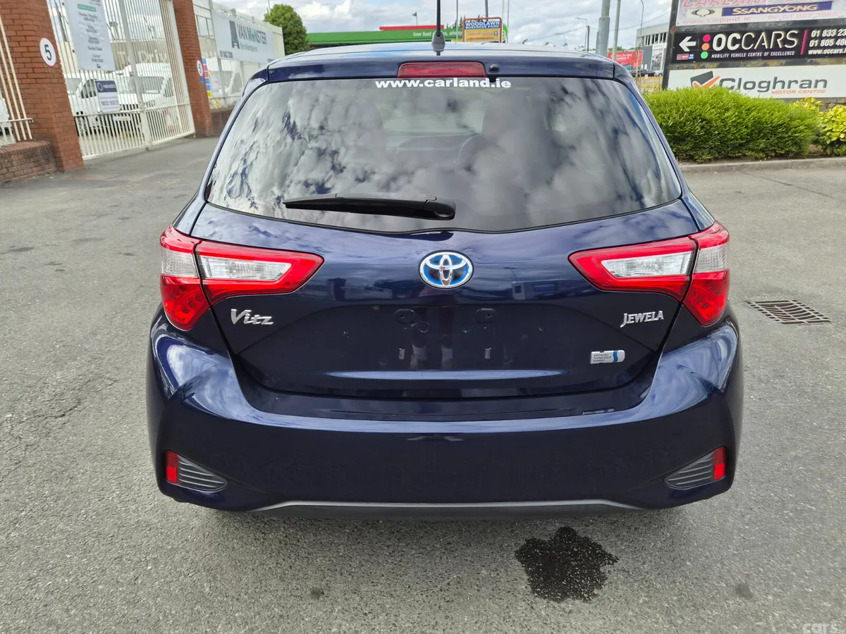 Toyota Vitz Hatchback, Petrol Hybrid, 2017, Blue
