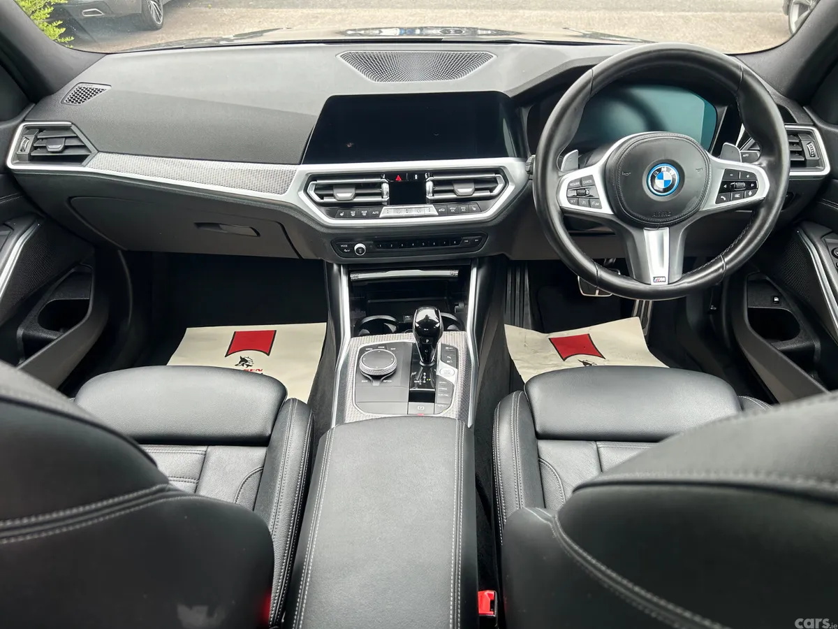 BMW 3-Series Saloon, Petrol Hybrid, 2022, Grey