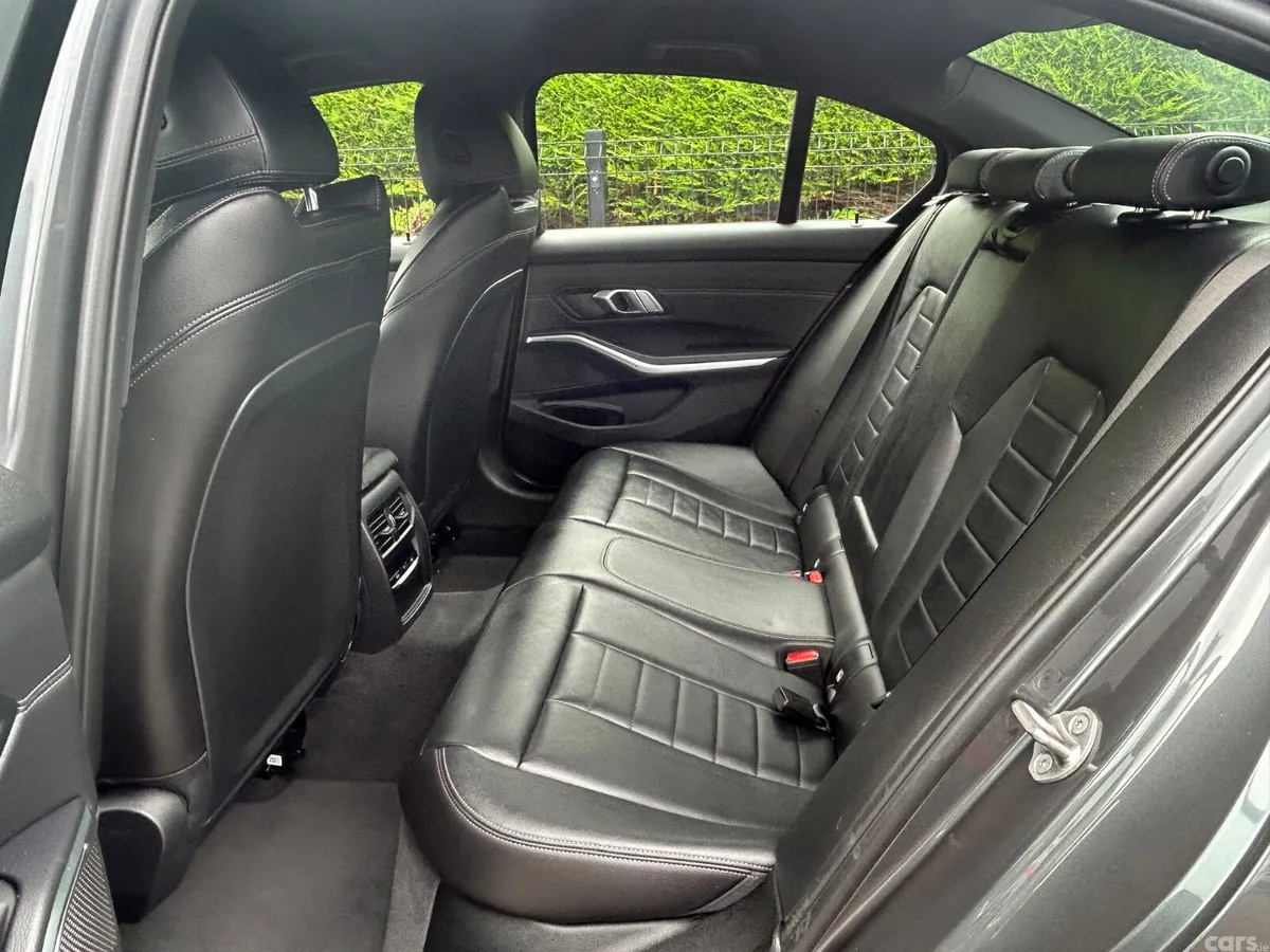 BMW 3-Series Saloon, Petrol Hybrid, 2022, Grey
