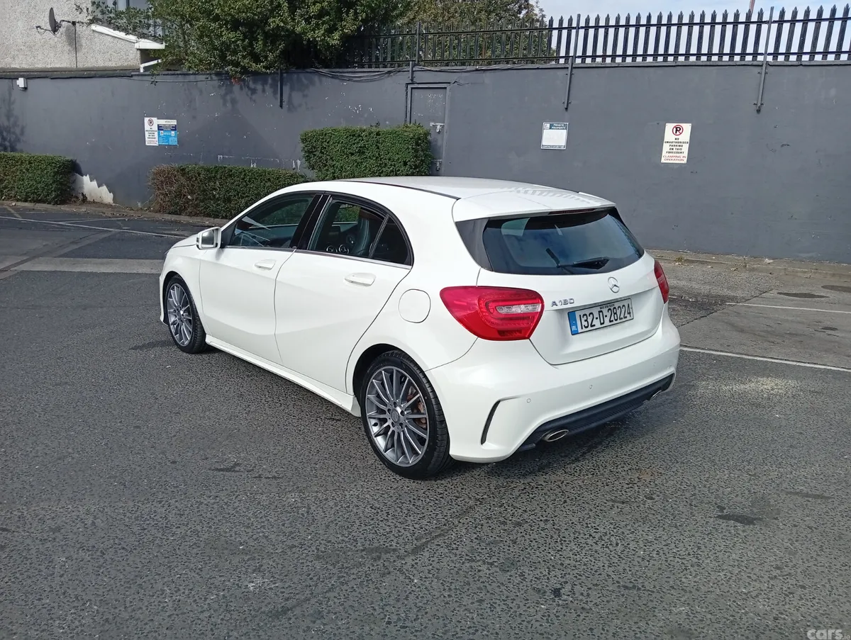 Mercedes-Benz A-Class Hatchback, Petrol, 2013, White
