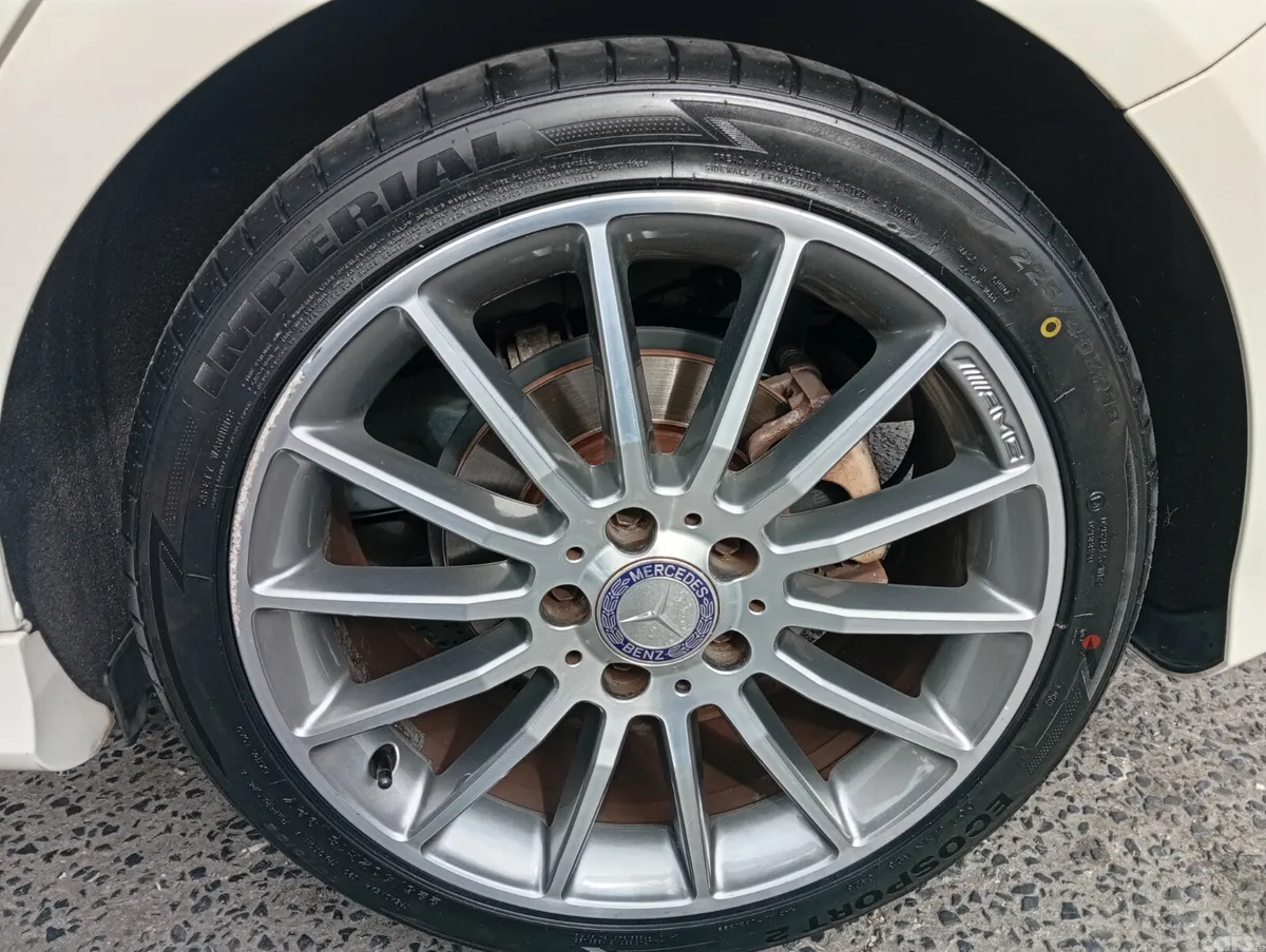 Mercedes-Benz A-Class Hatchback, Petrol, 2013, White