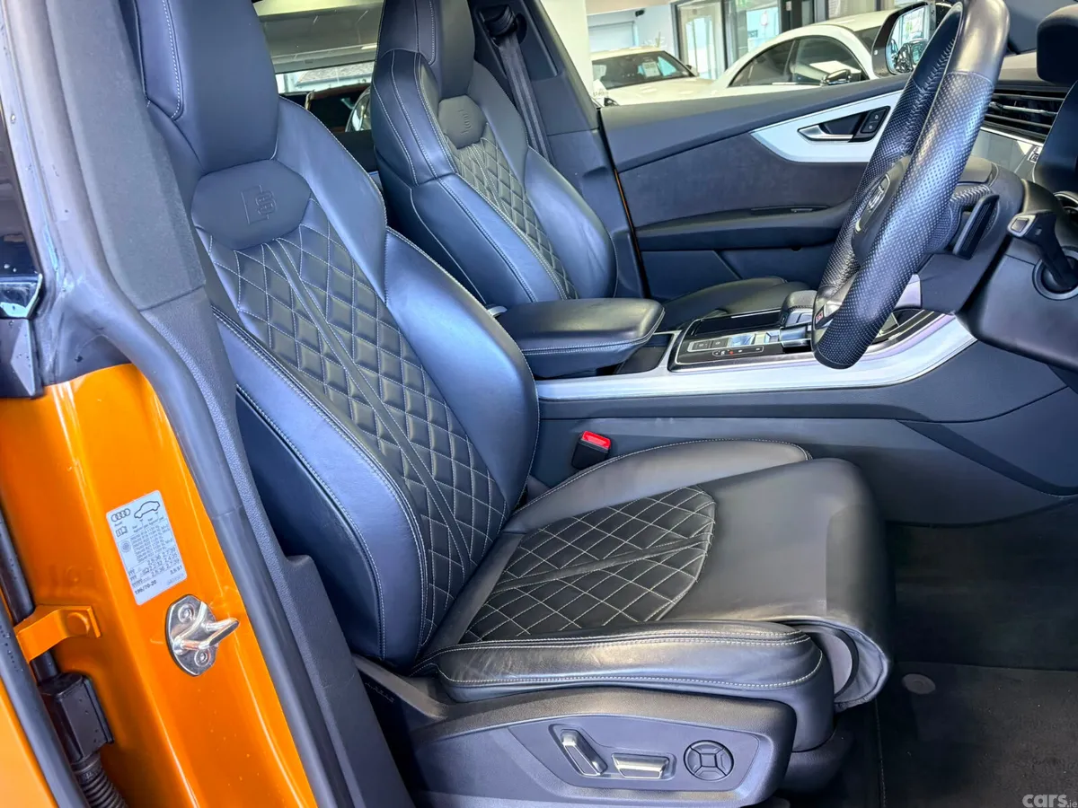Audi Q8 Hatchback, Diesel, 2019, Orange