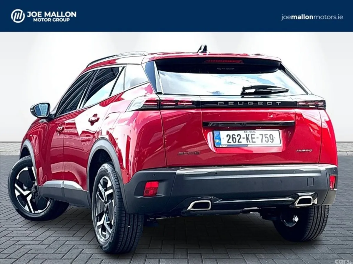 Peugeot 2008 MPV, Petrol, 2026, Red