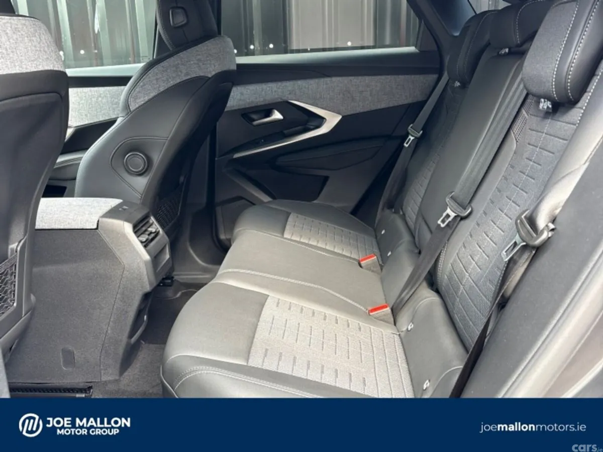 Peugeot 3008 MPV, Petrol Hybrid, 2026, Grey