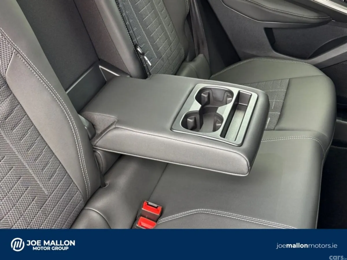 Peugeot 3008 MPV, Petrol Hybrid, 2026, Grey