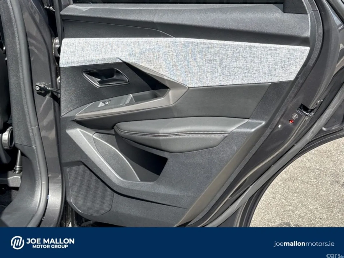 Peugeot 3008 MPV, Petrol Hybrid, 2026, Grey