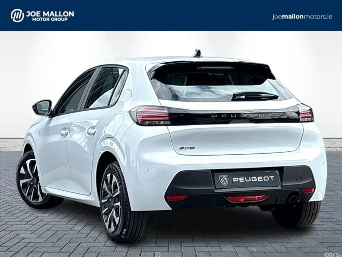 Peugeot 208 Hatchback, Petrol, 2027, White