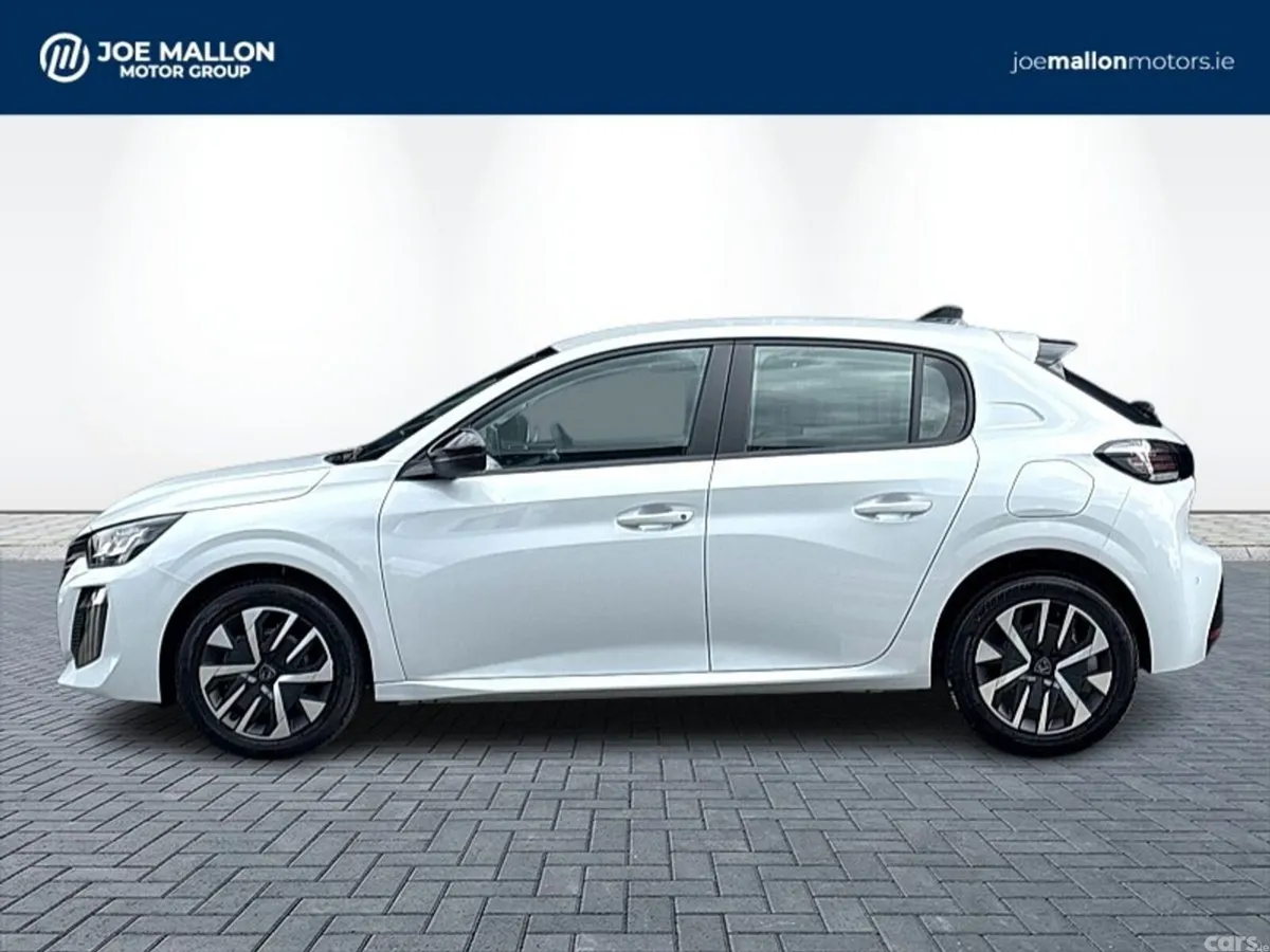 Peugeot 208 Hatchback, Petrol, 2027, White