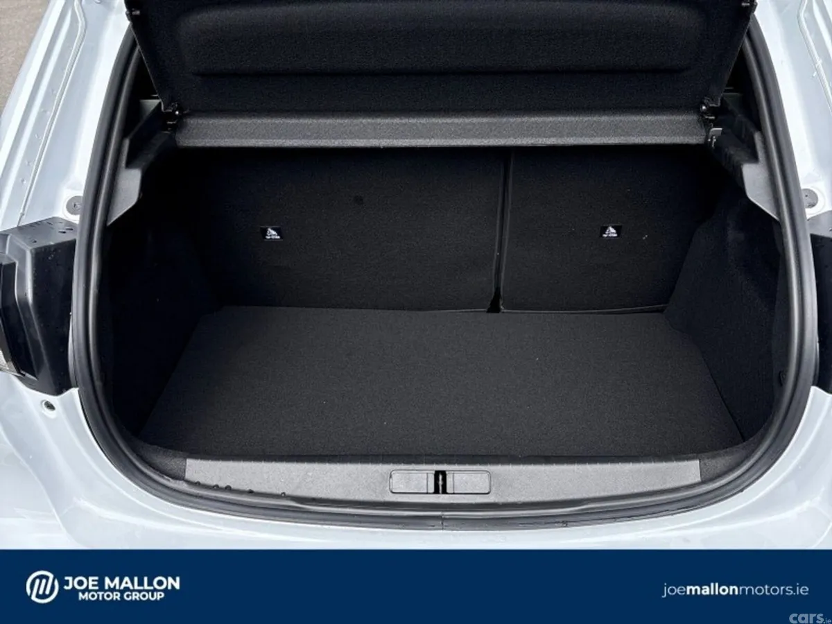 Peugeot 208 Hatchback, Petrol, 2027, White