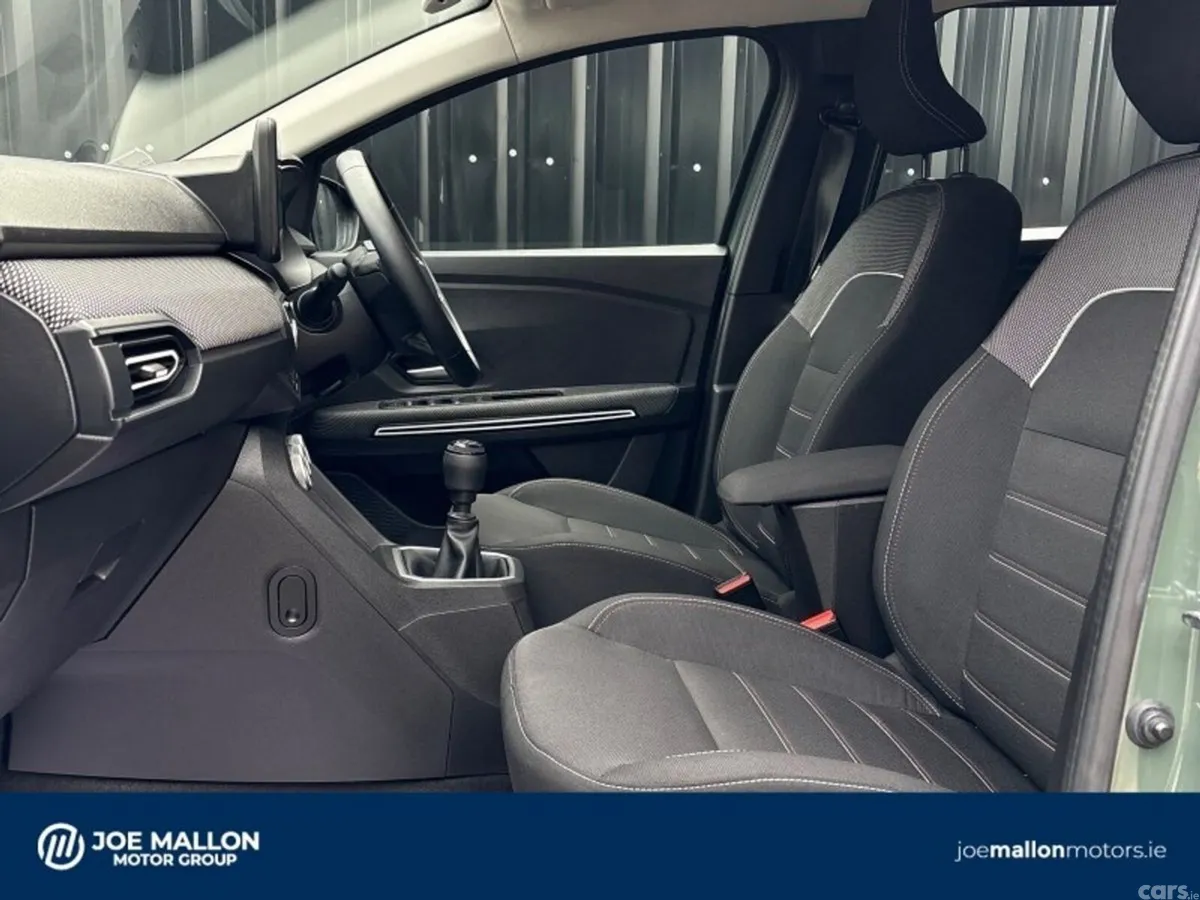 Dacia Jogger MPV, Petrol, 2023, Grey