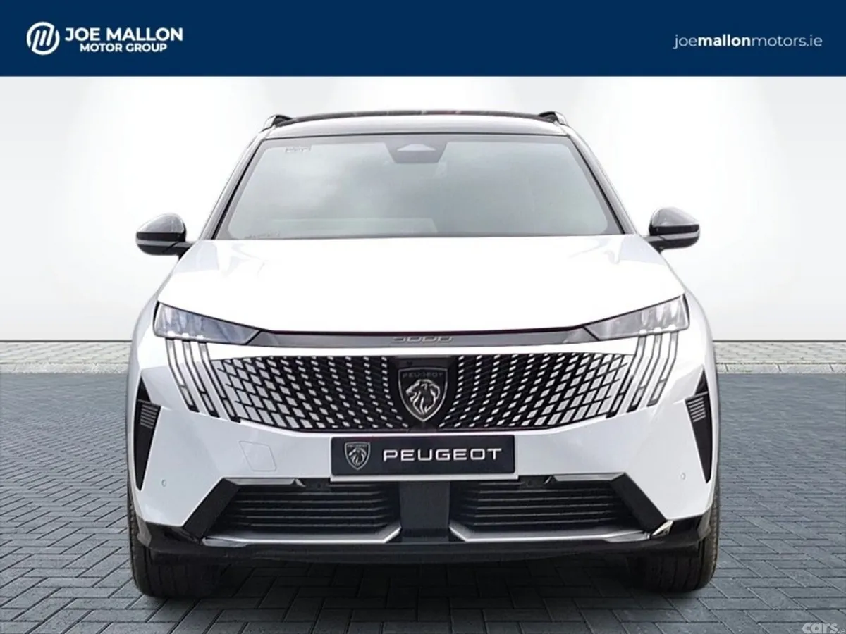 Peugeot 5008 SUV, Electric, 2027, White