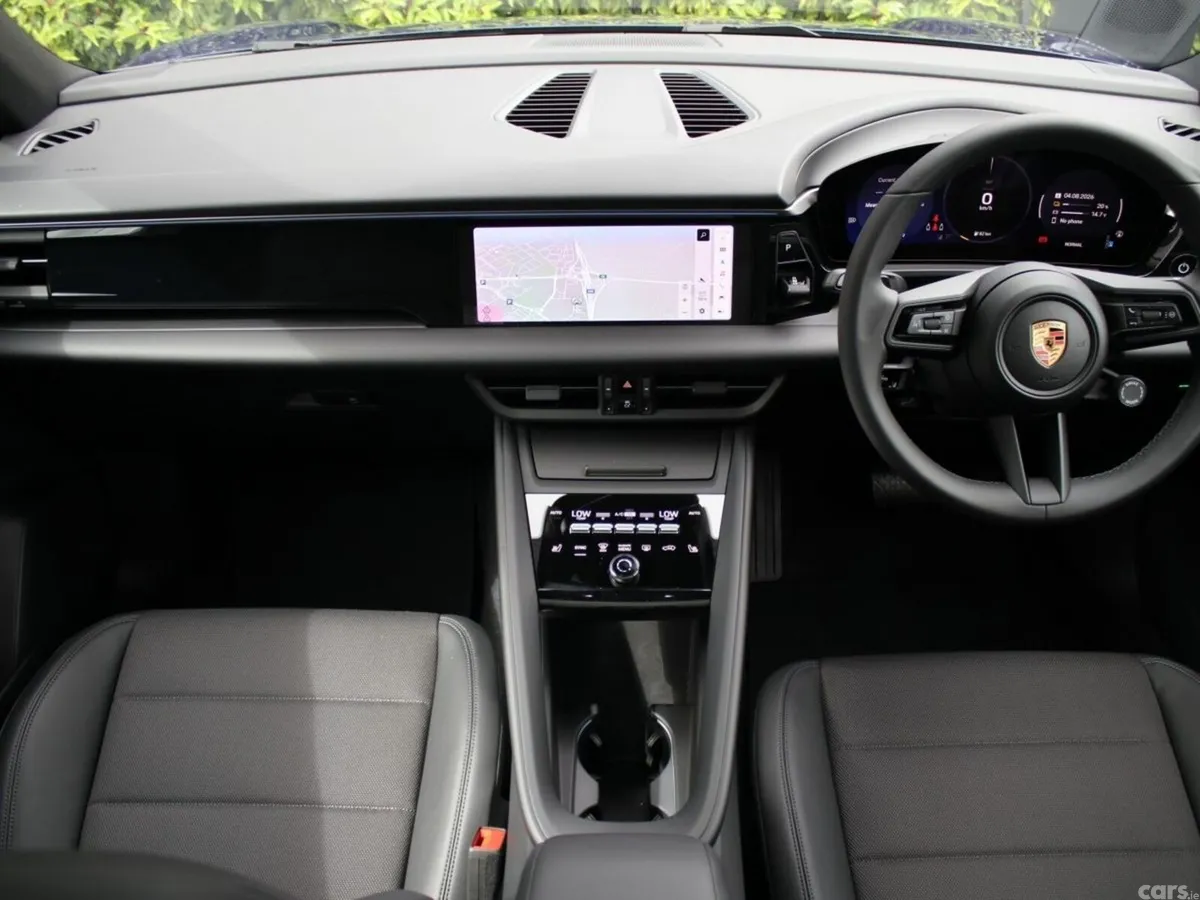 Porsche Macan SUV, Electric, 2026, Blue