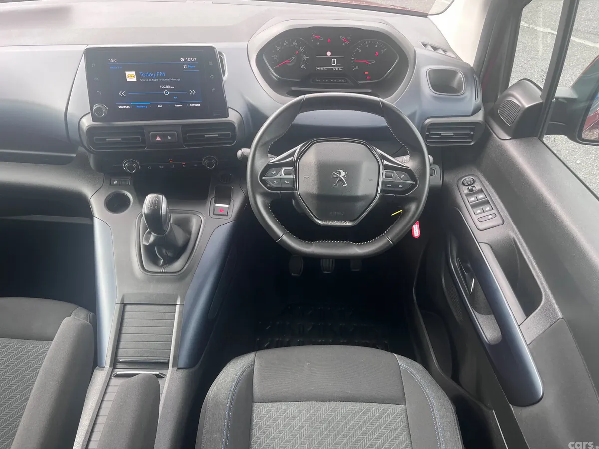 Peugeot Rifter MPV, Diesel, 2019, Brown