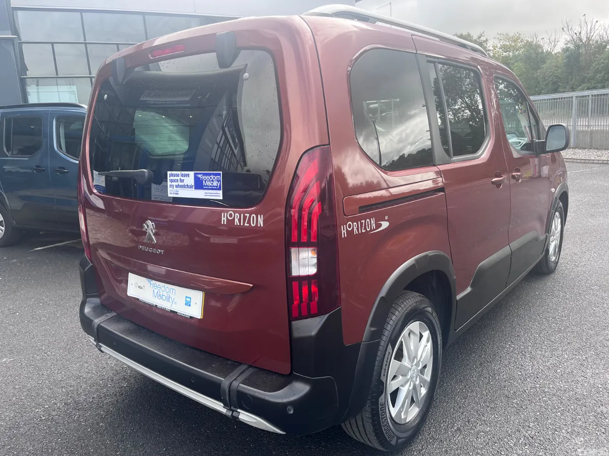 Peugeot Rifter MPV, Diesel, 2019, Brown