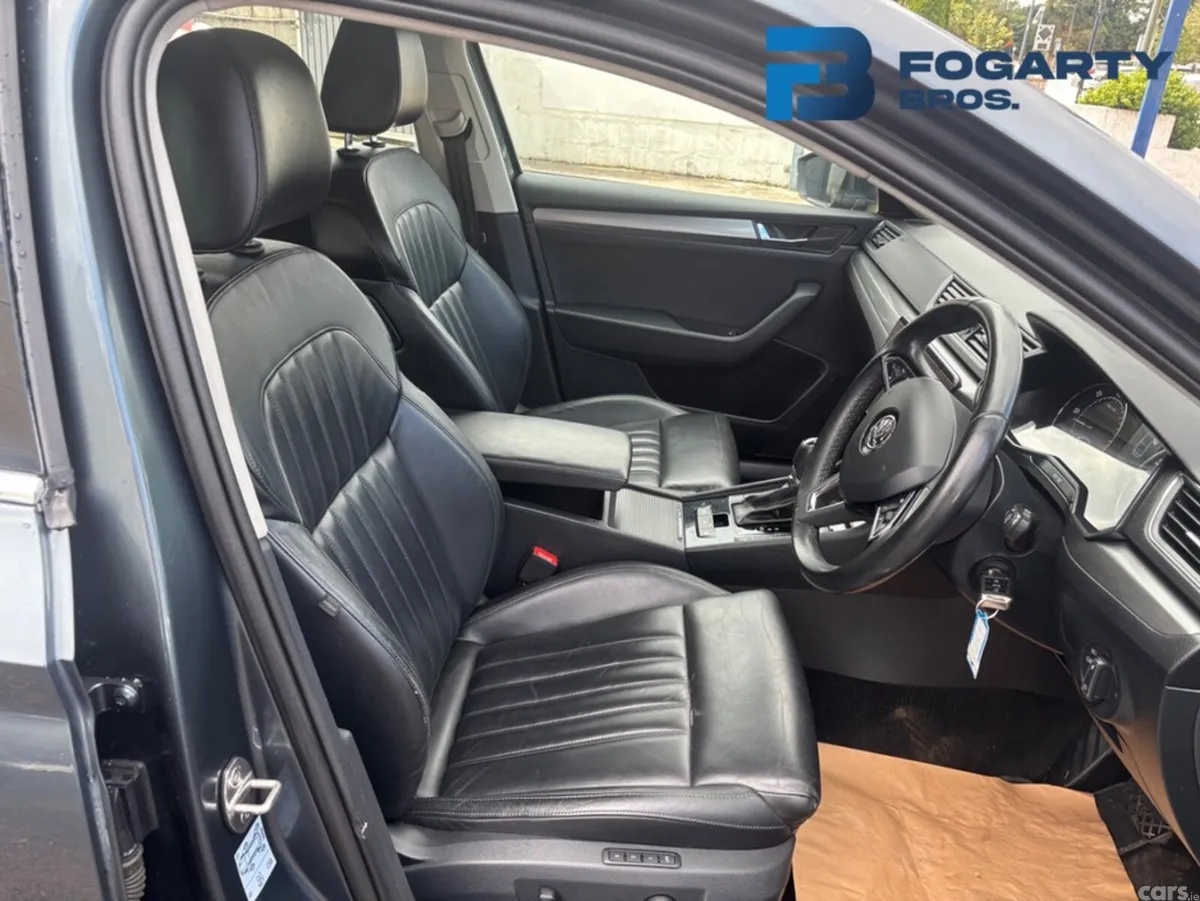 Skoda Superb Saloon, Diesel, 2018, Grey