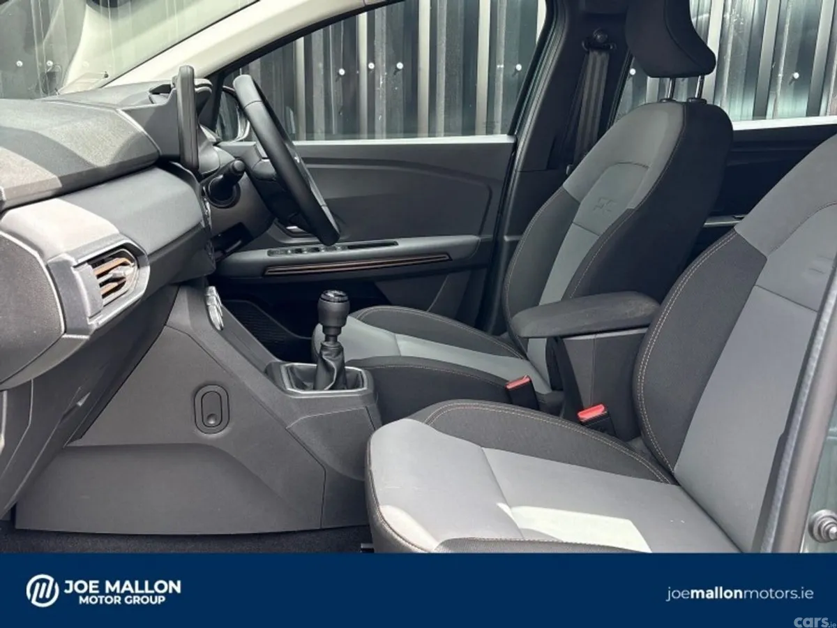 Dacia Jogger MPV, Petrol, 2025, Green