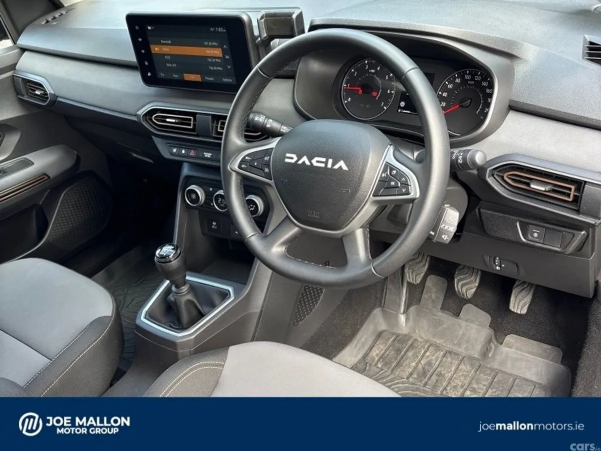 Dacia Jogger MPV, Petrol, 2025, Green